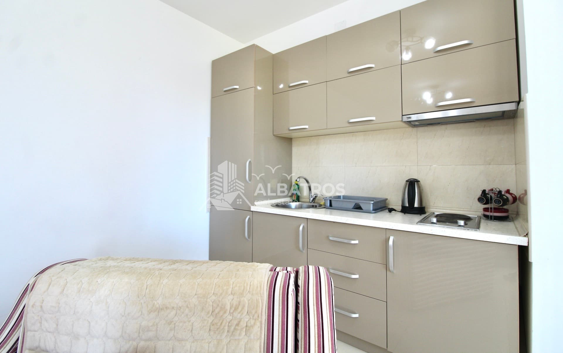 Bar, Ilino'da Yeni Binada, Denize 300 m, 45 m² 1+1 Daire — 2