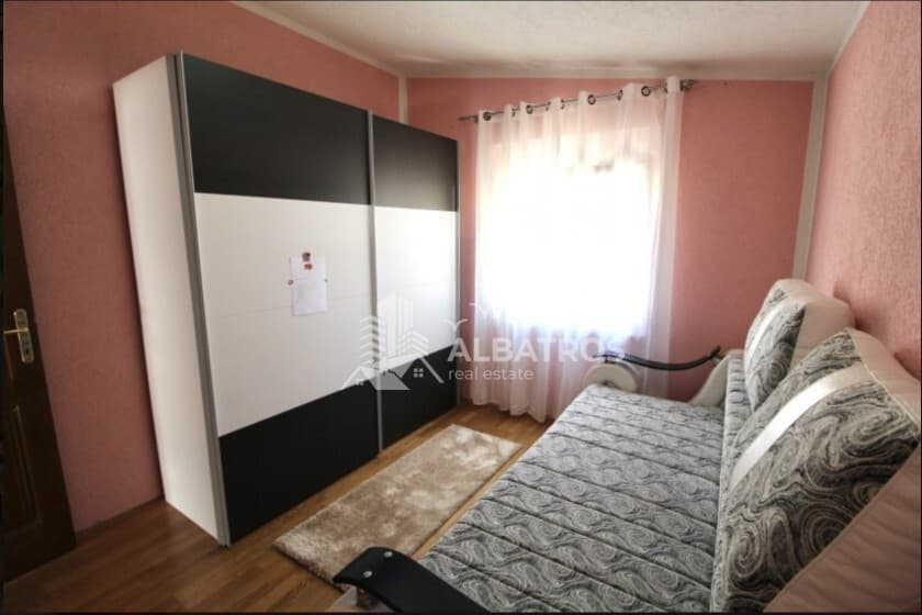 Casa di 230 m² con 3 appartamenti a Rena, Bar - Immagine 6