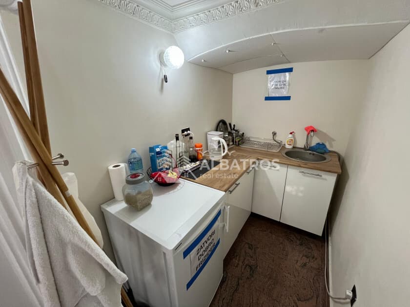 Pronájem komerčního prostoru 18 m² v centru Baru - Obrázek 4