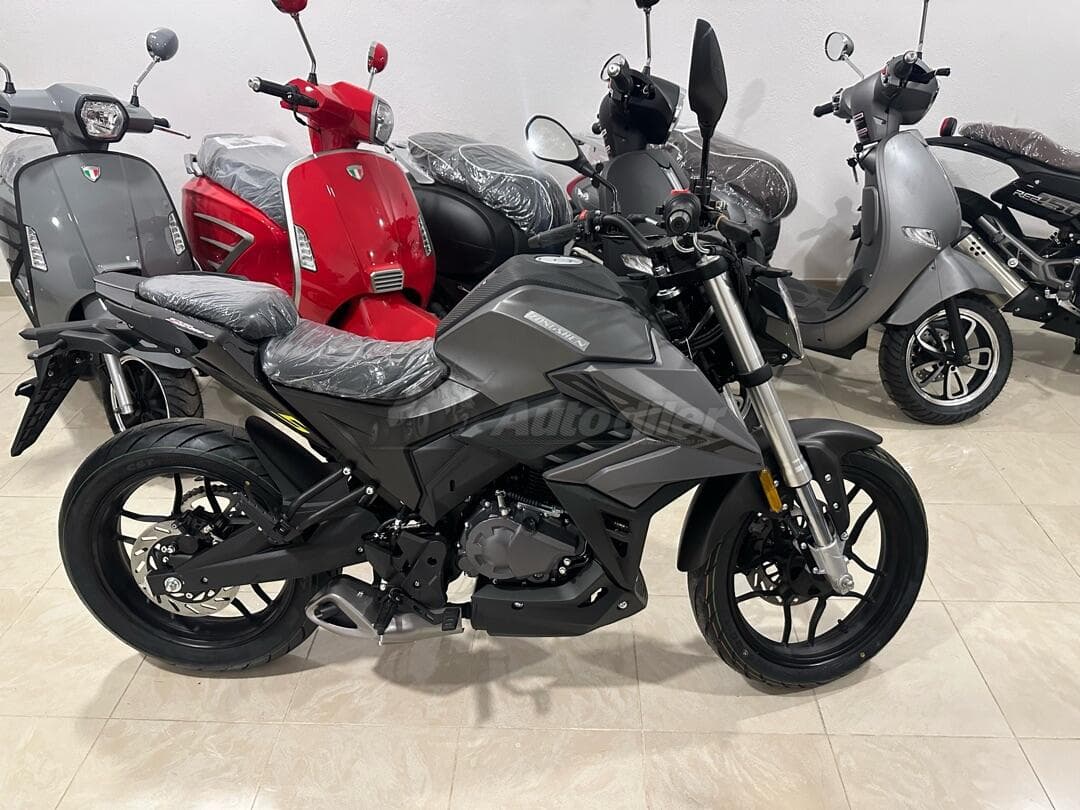 Zongshen Batllo5R – دراجة نارية عارية، 2025 — 2