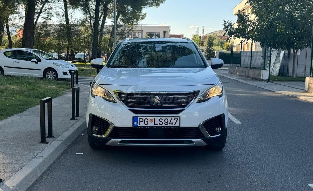 Peugeot 5008 1.2 PureTech 130, 2019 — 2