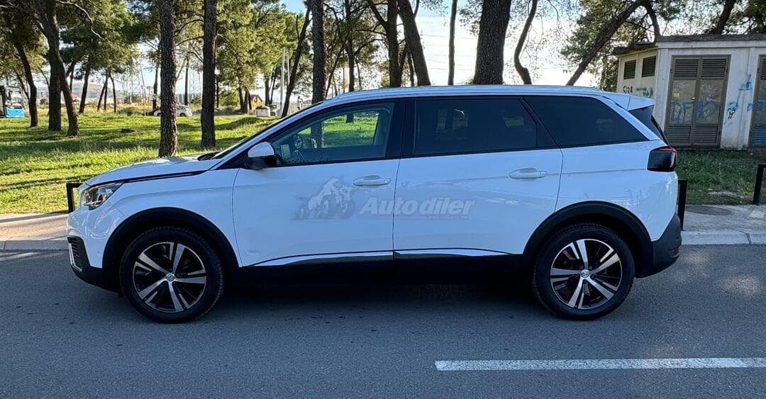 Peugeot 5008 1.2 PureTech 130, 2019 - Slika 3