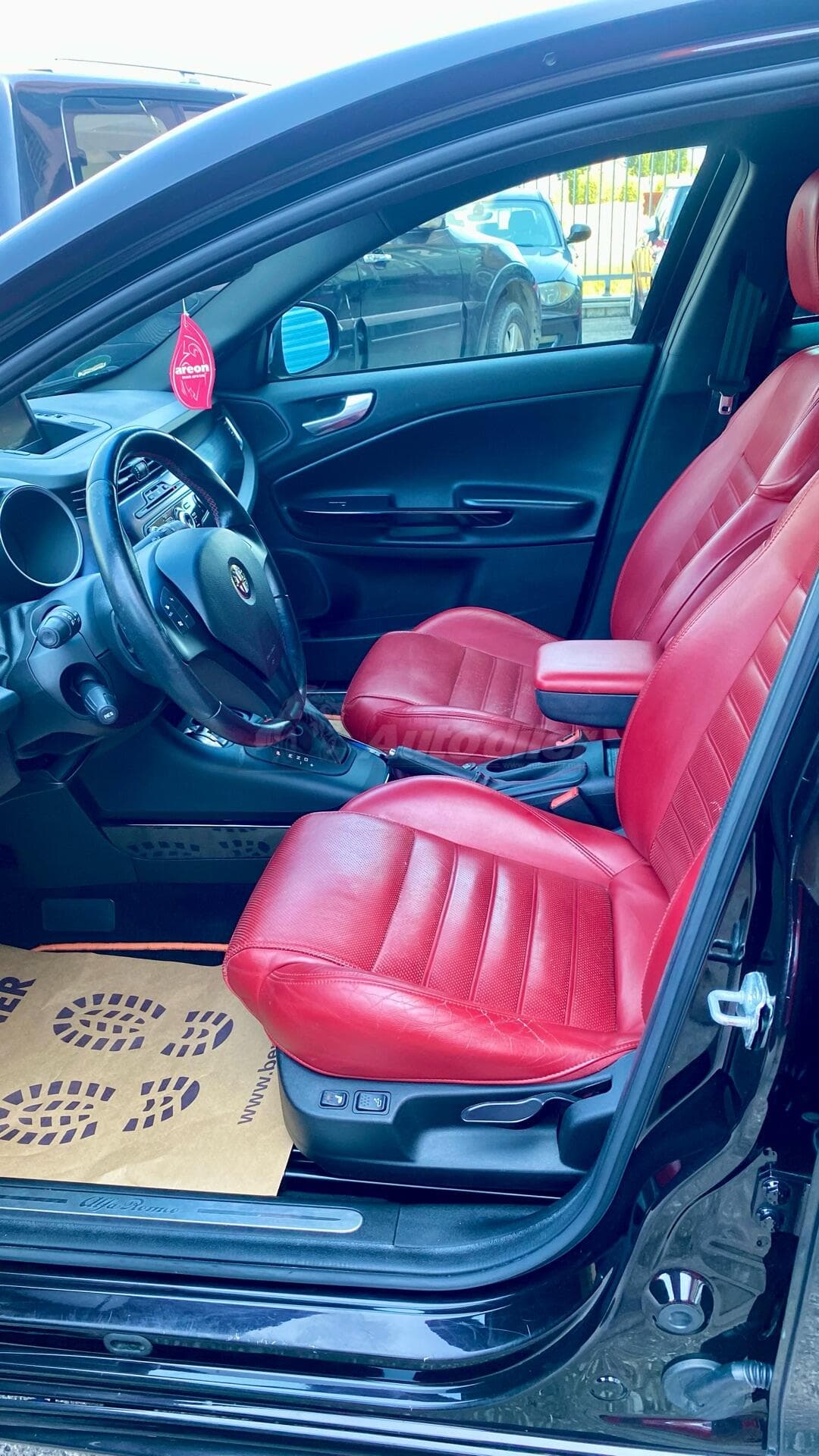 Alfa Romeo Giulietta 2.0 JTDM2 Otomatik, 2011 - Görsel 9