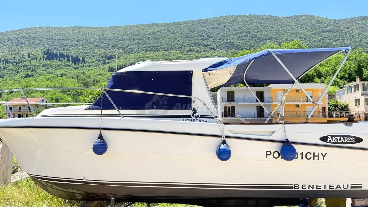 Beneteau Antares 710 – Balıkçı Teknesi, 1998