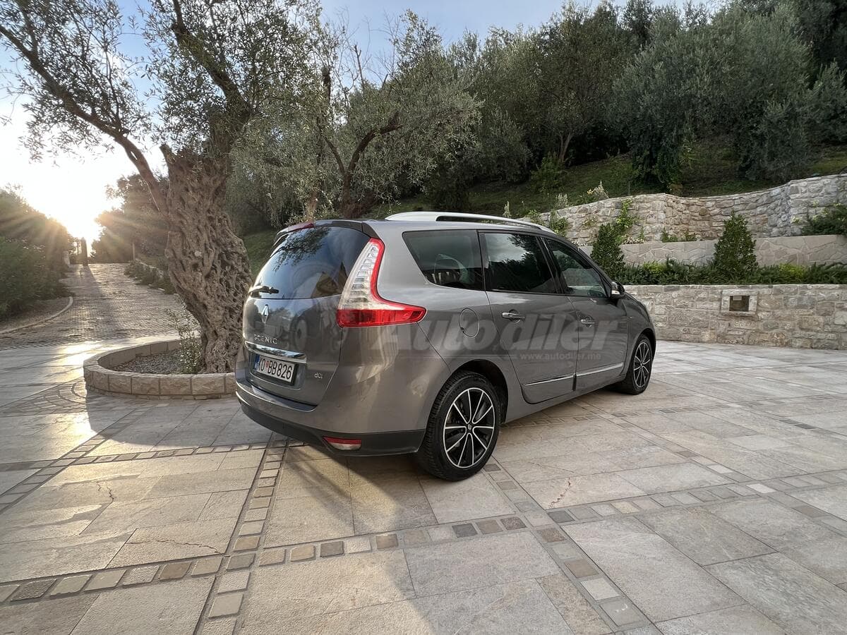 Renault Scenic Bose 1.6, 7 сједишта, 2013 - Slika 4