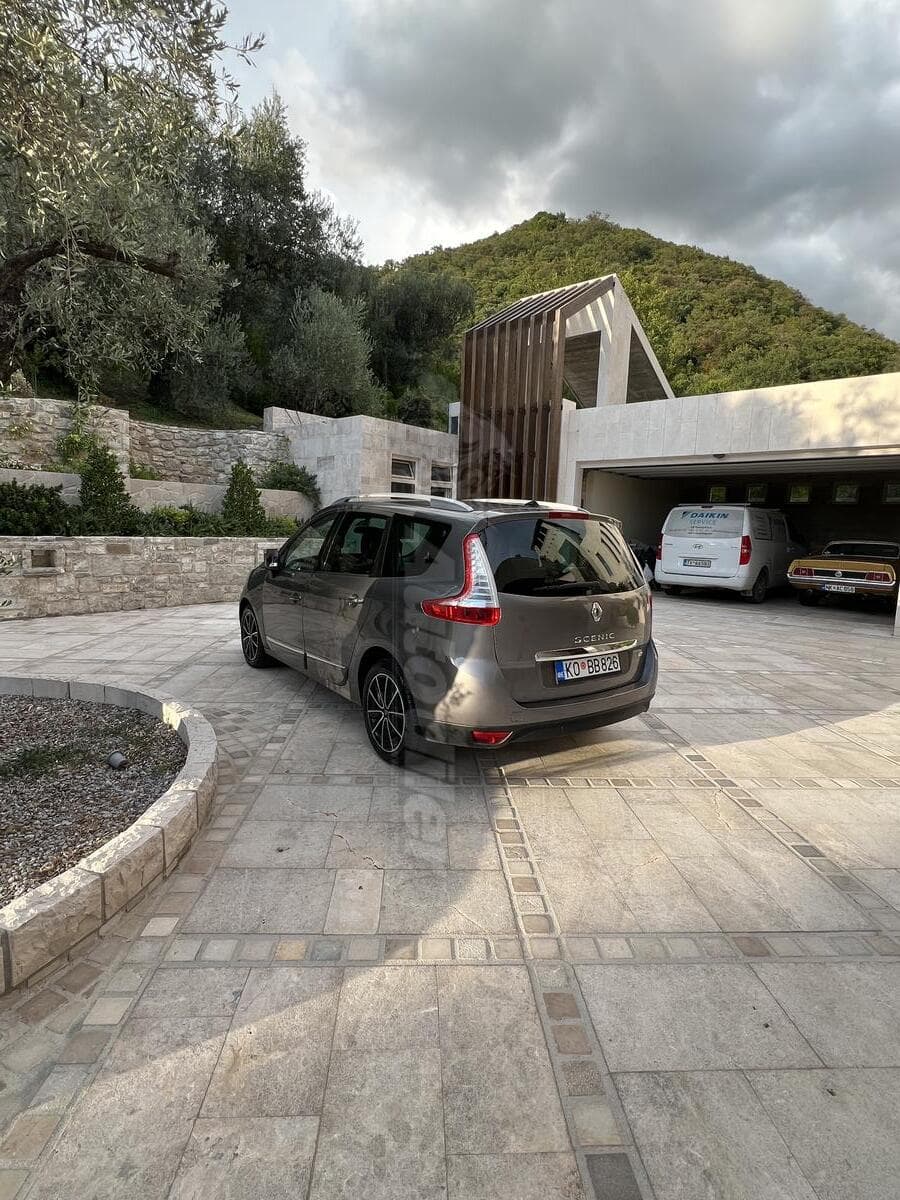 Renault Scenic Bose 1.6, 7 сједишта, 2013 - Slika 5