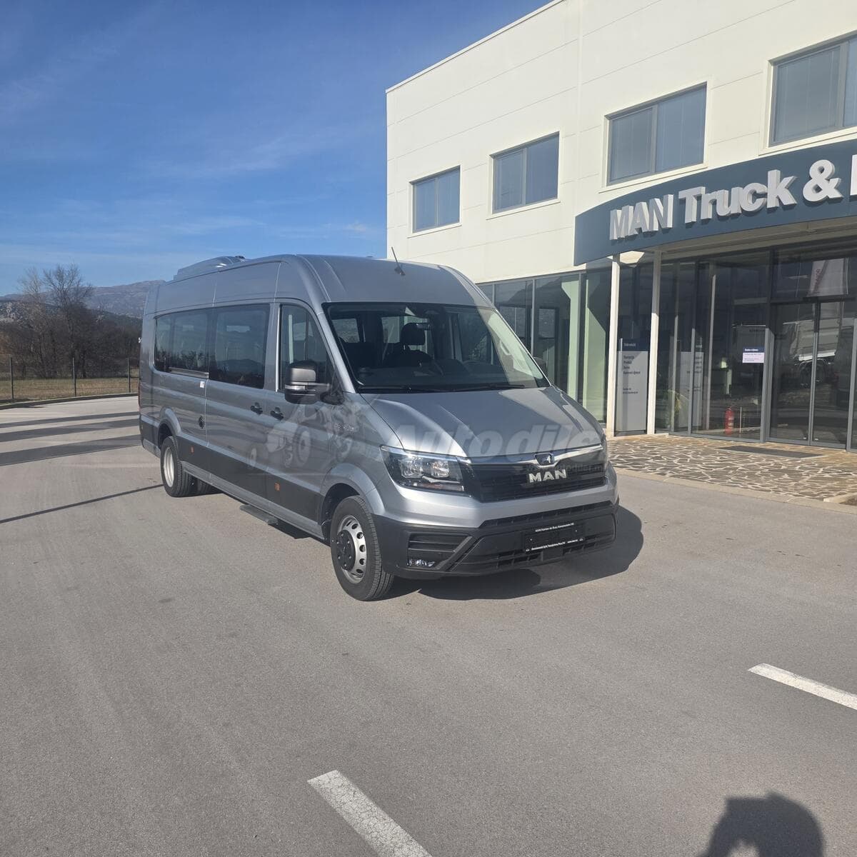 MAN TGE 5.160 4x2 SB – combi bus, 19 seats, 2026 – new — 2