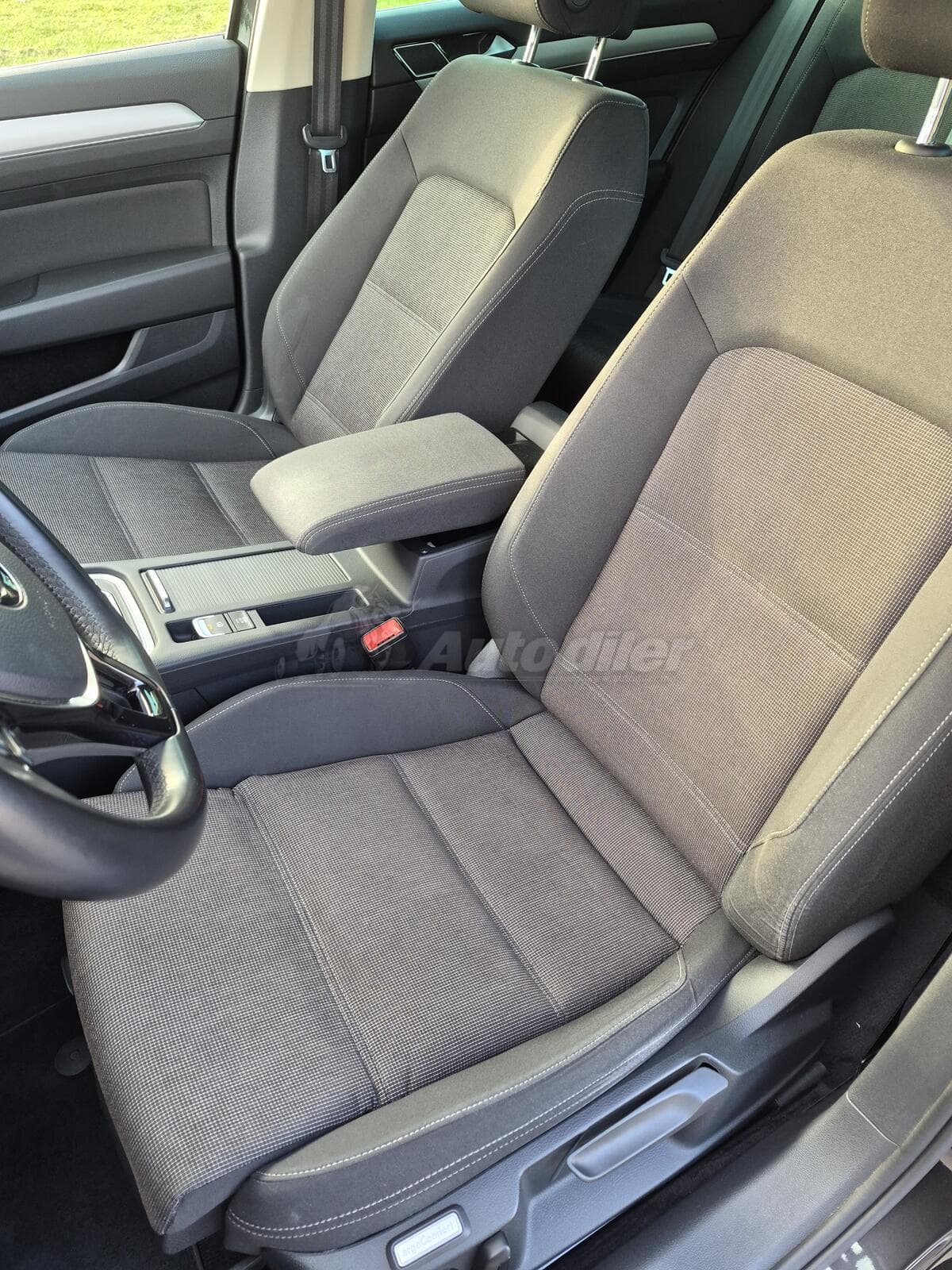 Volkswagen Passat B8 1.6 TDI Универзален, 2018 - Слика 7