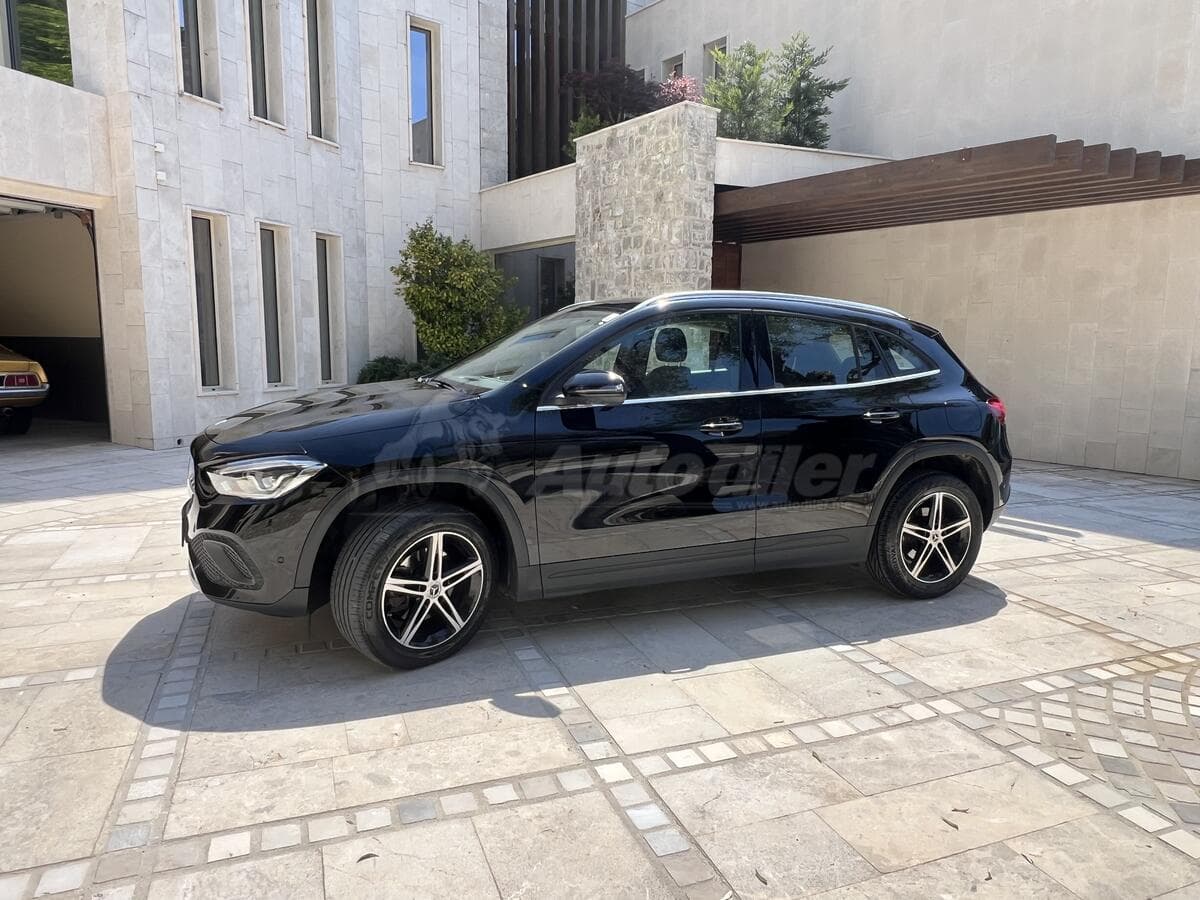 Mercedes-Benz GLA 200 d AMG, 2023 - Slika 4