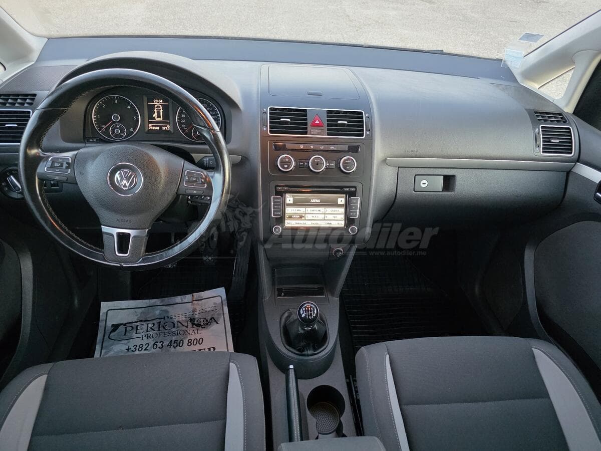 فولكس فاجن توران 2.0 TDI لايف، 2013 - صورة 10
