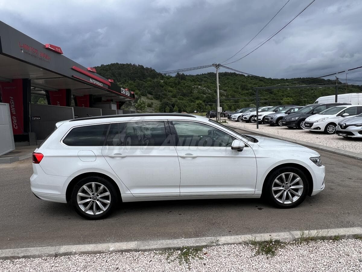 Volkswagen Passat Variant 4x4 DSG Business, 2022 - Slika 4