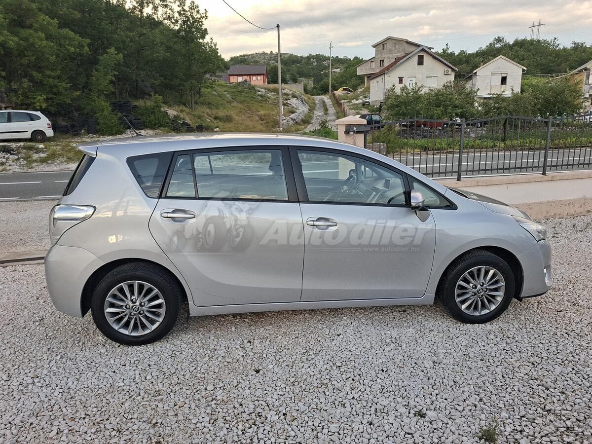Toyota Verso 1.6D4D, 2016 - Bild 4