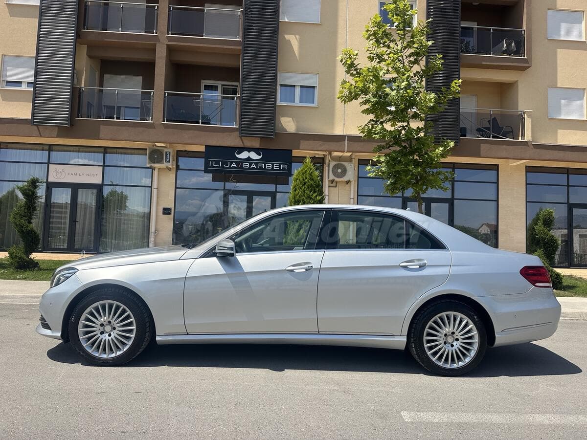 Mercedes-Benz E 200 Elegance, 2013 - Obrázek 4