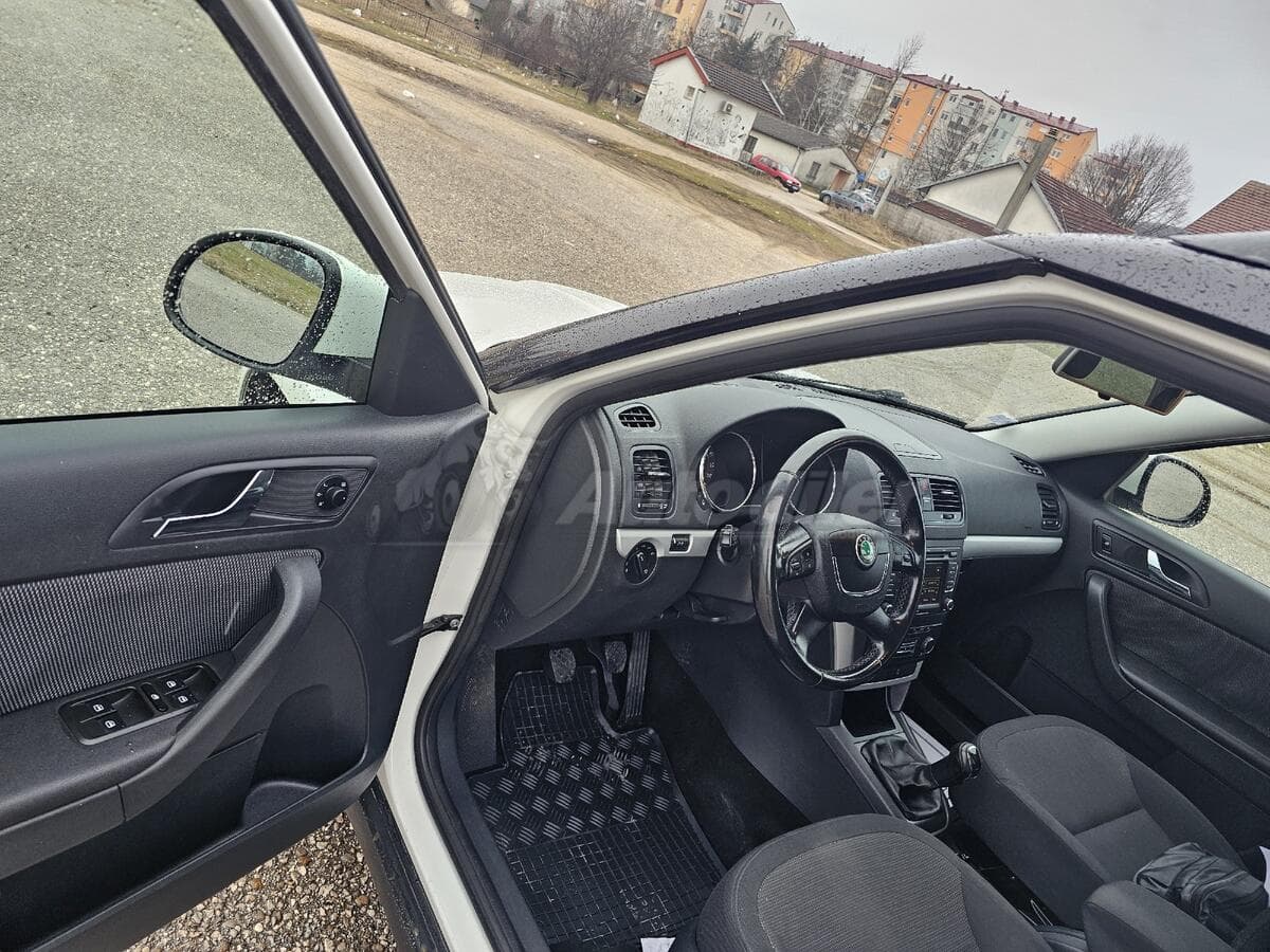 Šكودا يتي 2.0 TDI، 2012 – أعلى مستوى من التجهيزات - صورة 9