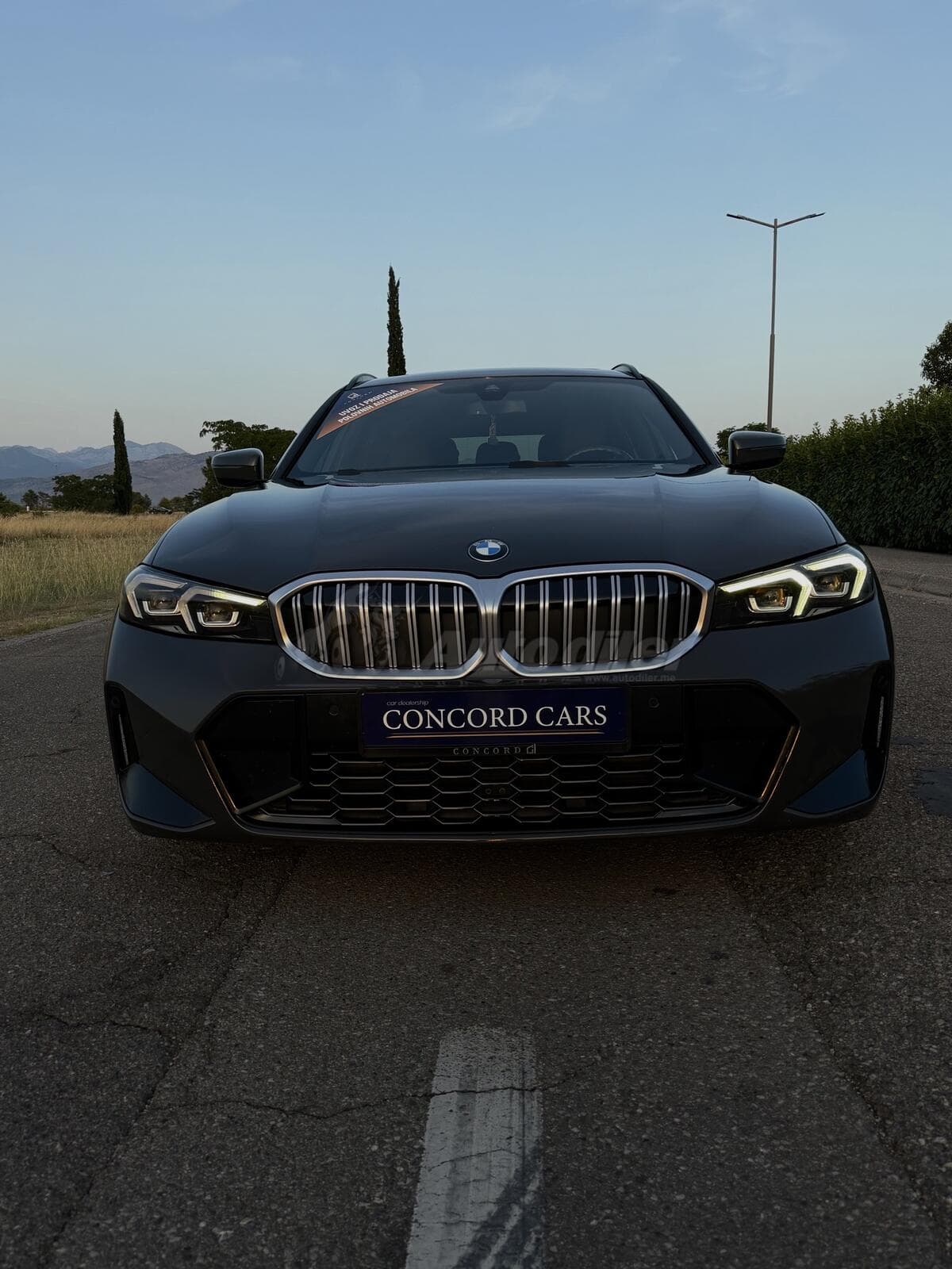 BMW 320 320d Touring M Sport xDrive, 2023 - Slika 3