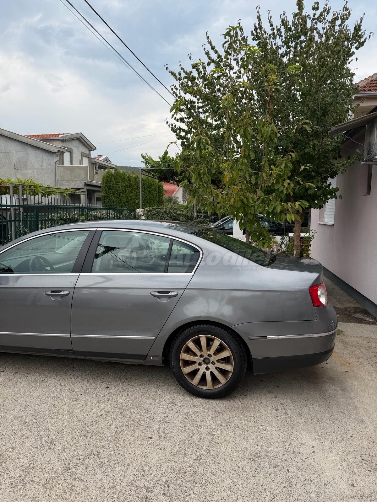Volkswagen Passat 1.9 TDI, 2007 – büyük bakım yapıldı, 07/2027'ye kadar kayıtlı — 2
