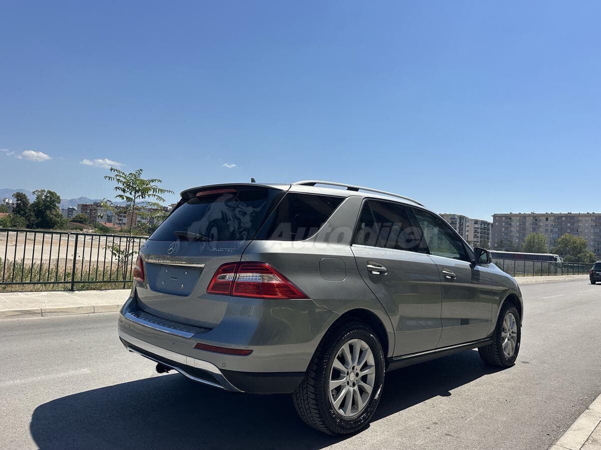 Mercedes-Benz ML 250 7G-Tronic, 2012 - Imaginea 5