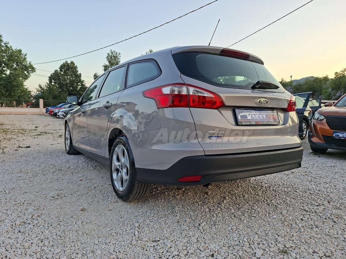 Ford Focus 1.6 TDCi, 2011 - Obrázek 5