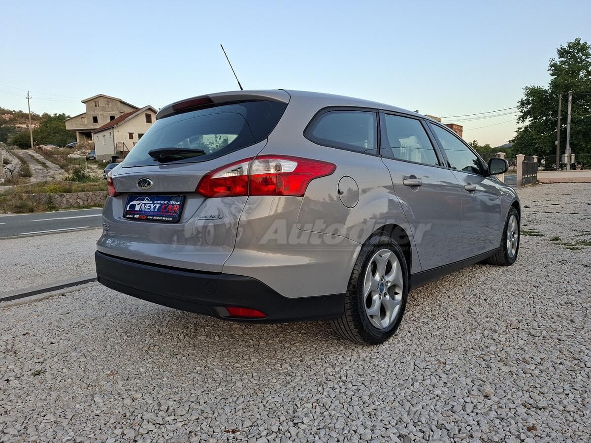 Ford Focus 1.6 TDCi, 2011 - Obrázek 4