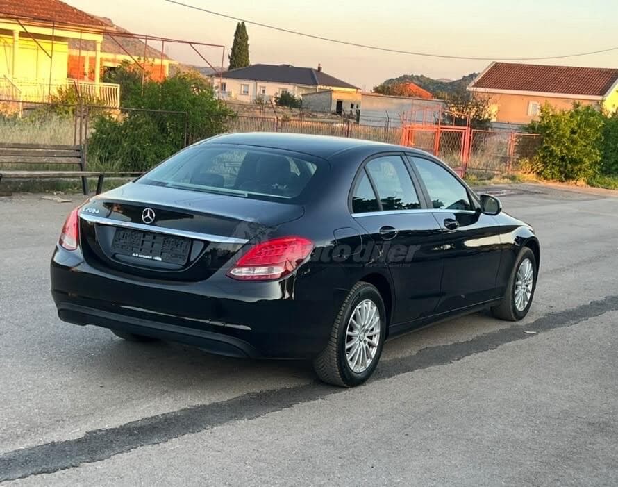 Mercedes-Benz C 200 CDI, 2016 - Obrázek 5