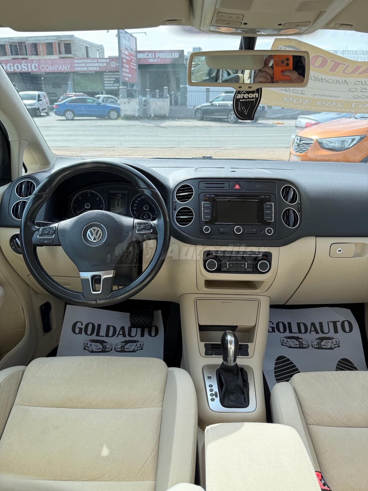 فولكس فاجن جولف بلس 1.6 DSG، 2012 - صورة 15
