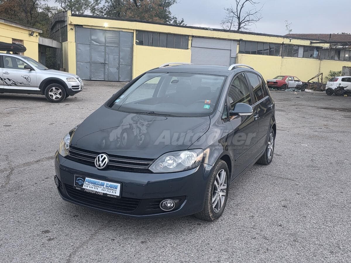 2010 Model Volkswagen Golf Plus 2.0 TDI 103 kW — 2