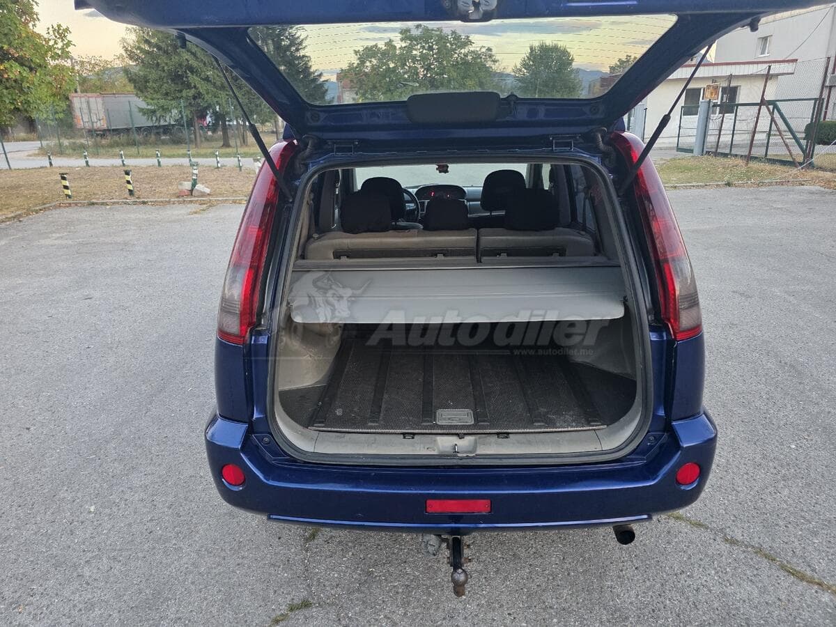 ניסאן אקס-טרייל 2.2 dCi 4x4, 2003 - תמונה 12