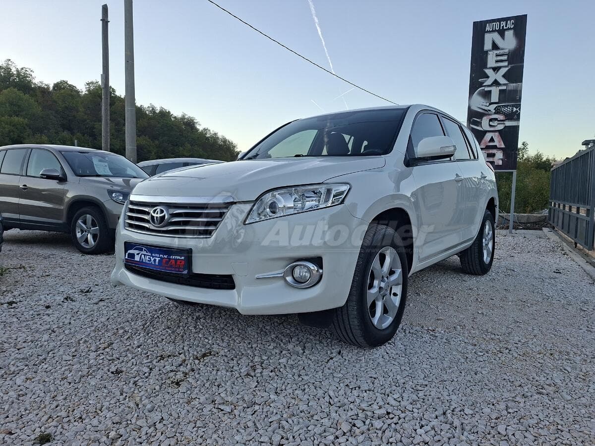 Toyota RAV 4 2.2 D-4D, 4X4, 2011 — 2