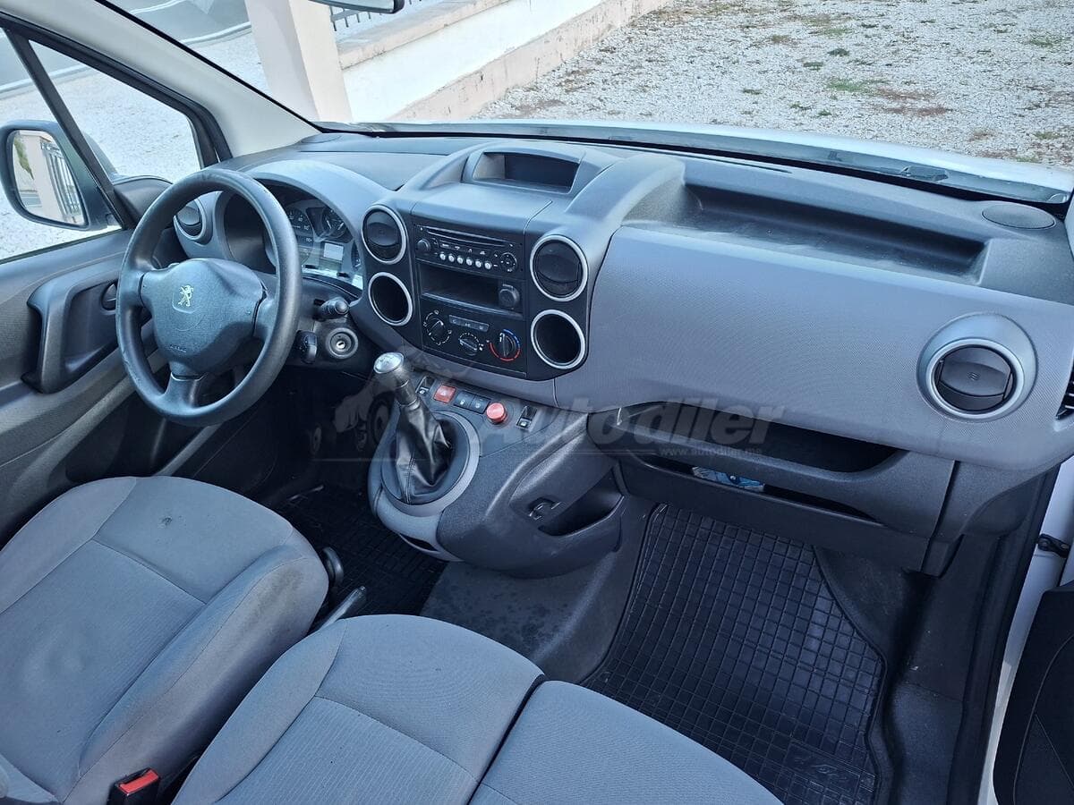 Peugeot Partner 1.6HDI, 2016 - Obrázek 9