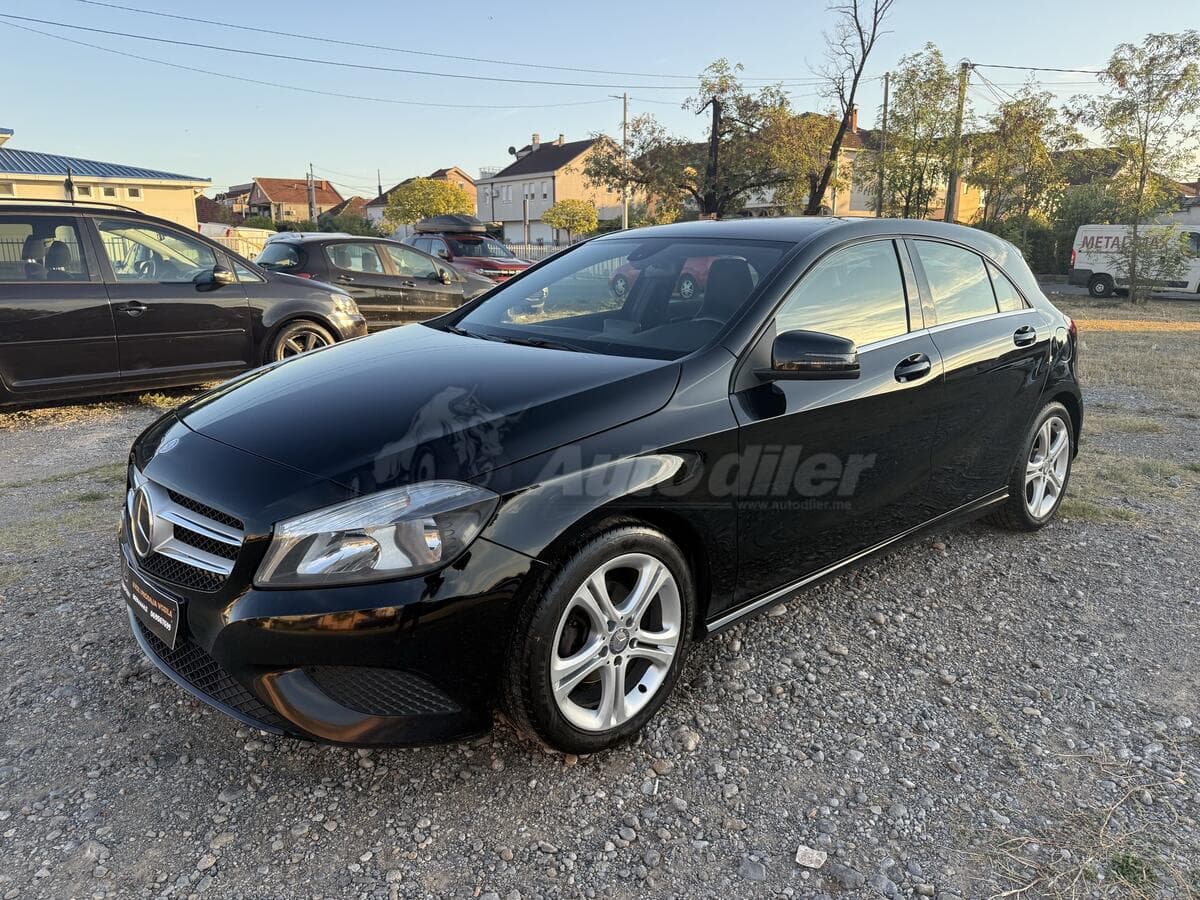 Mercedes-Benz A 180 CDI, 2013 - Obrázek 3