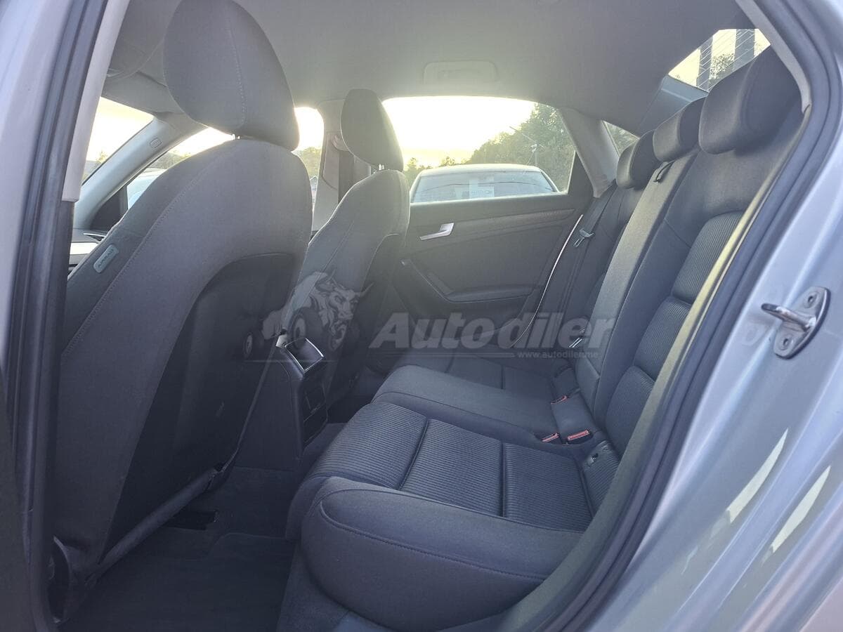 Audi A4 2.0 TDI, 2010 - Imaginea 10