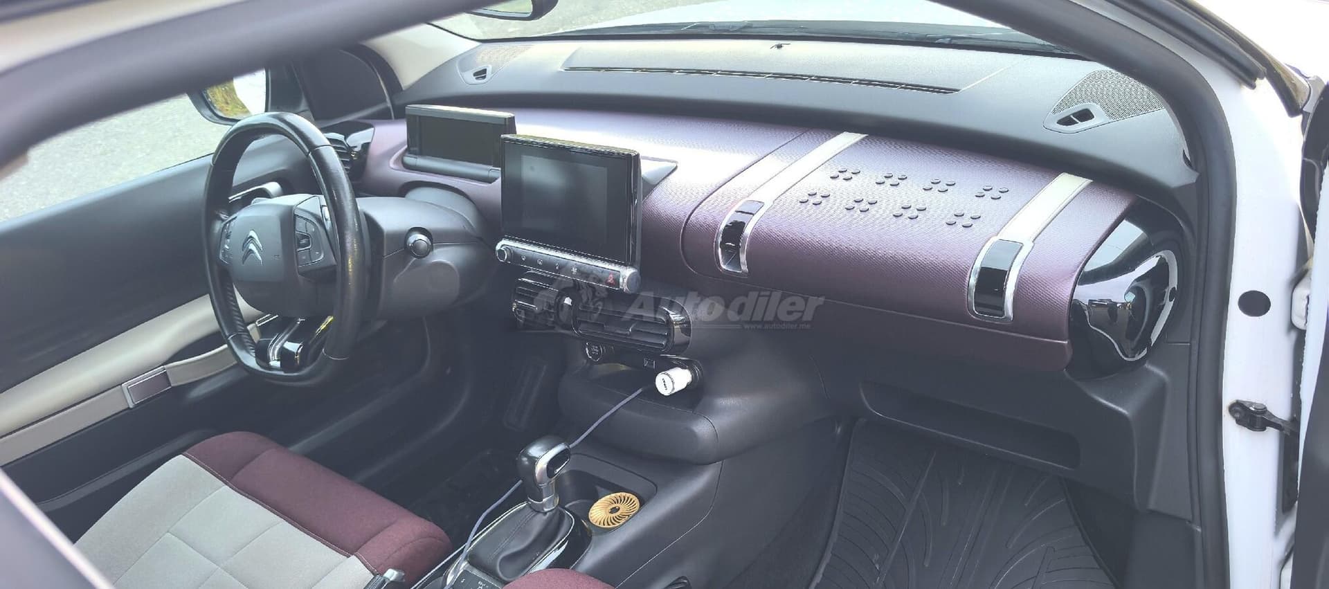 Citroën C4 Cactus 1.5 BlueHDi automatique, 2019 – excellent état - Image 8