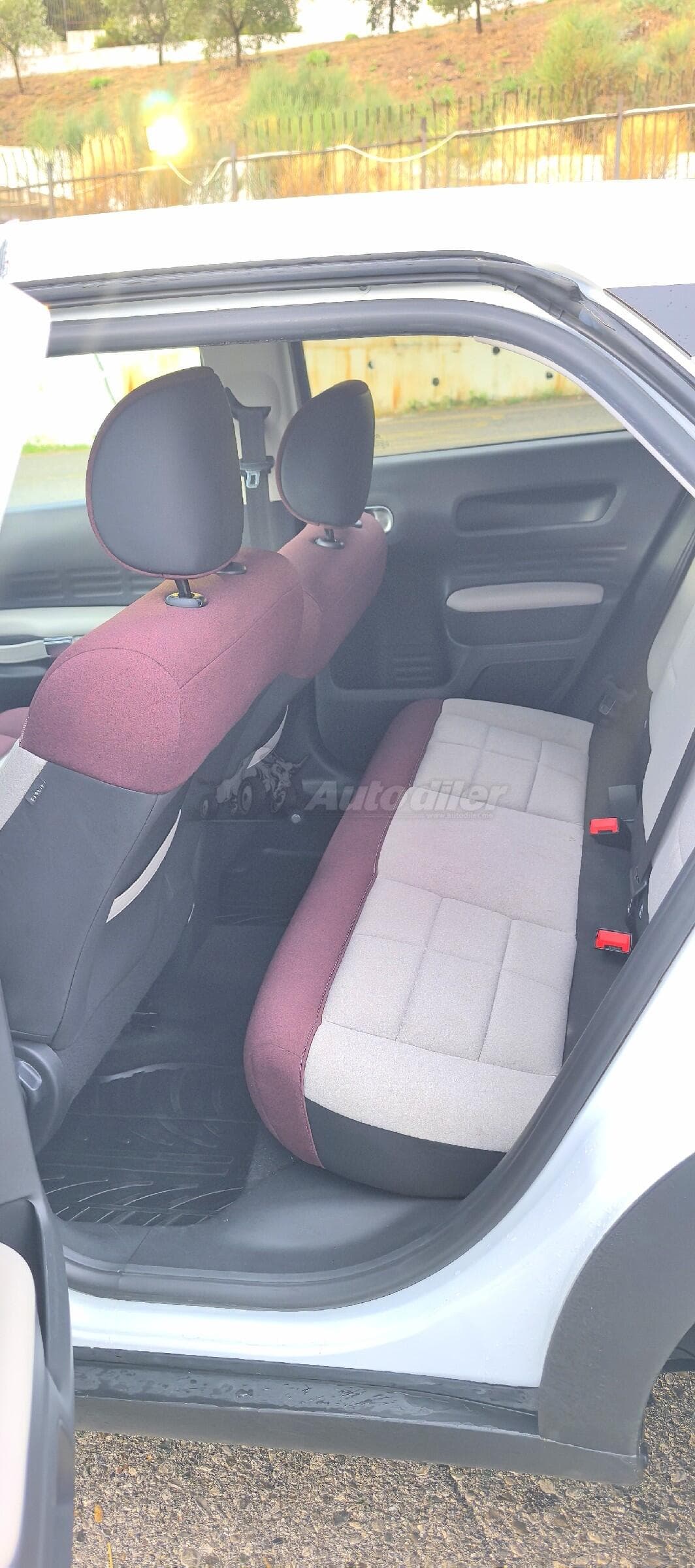 Citroën C4 Cactus 1.5 BlueHDi automatique, 2019 – excellent état - Image 7