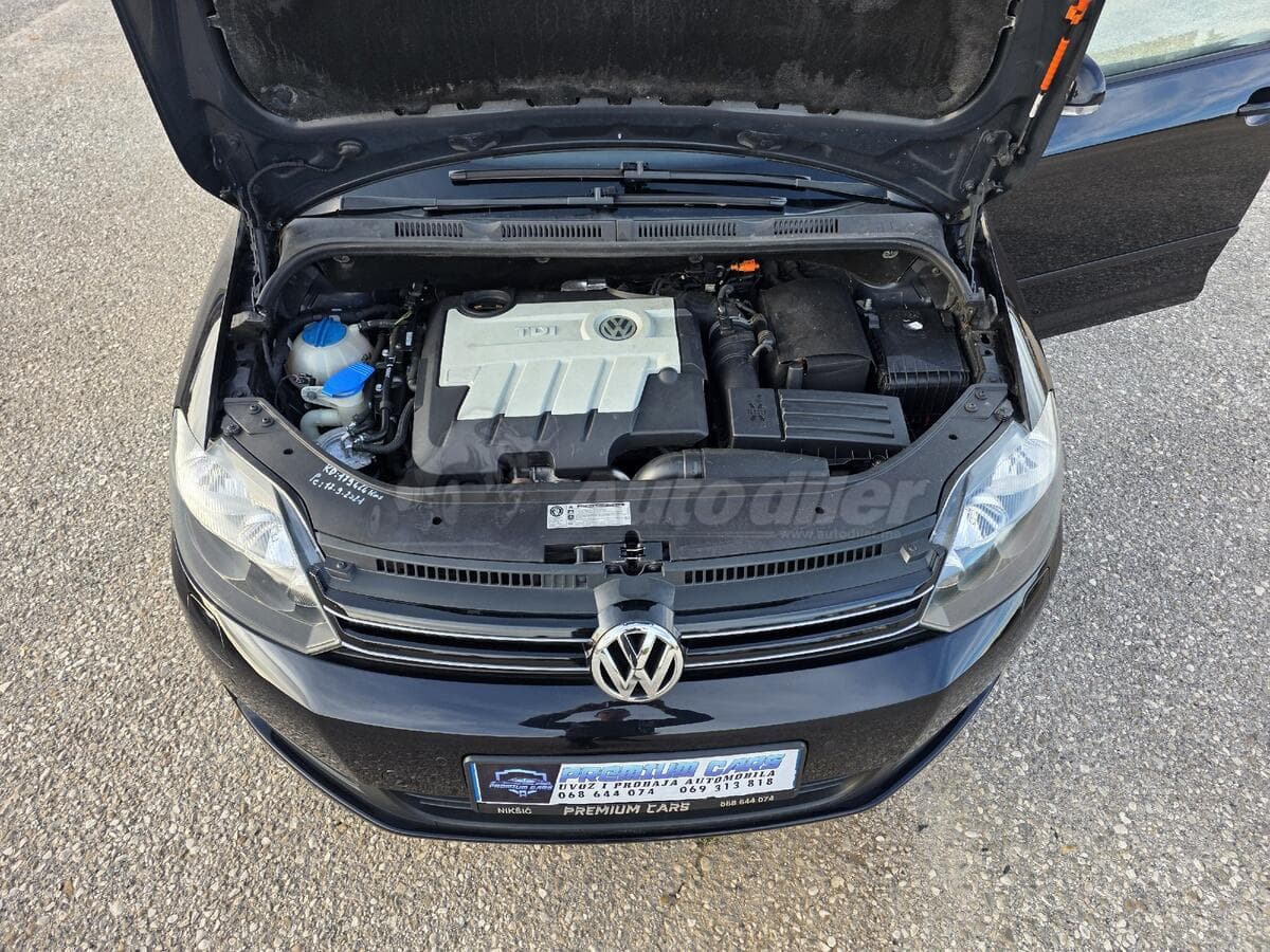 فولكس فاجن غولف بلس 2.0 TDI، 2009 - صورة 12