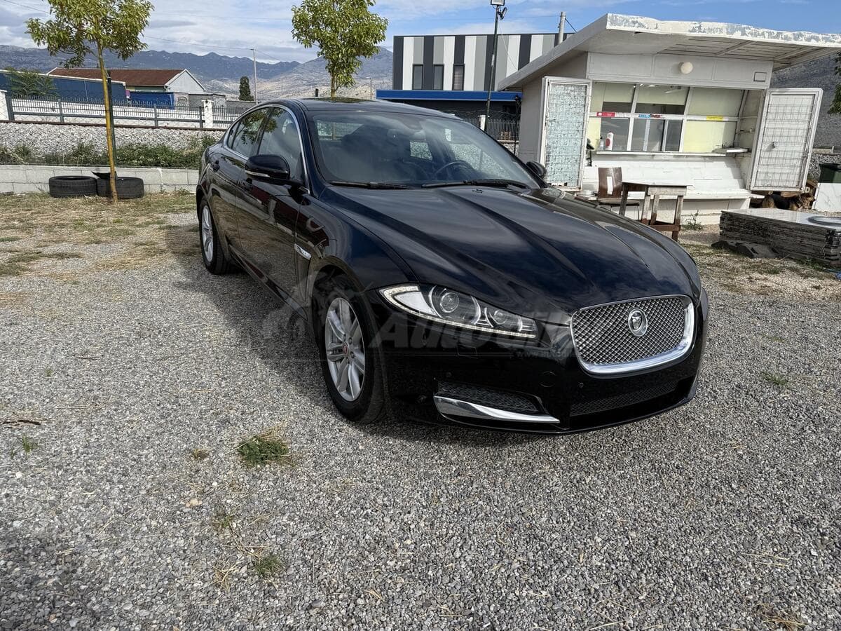 Jaguar XF 2.2D, 2013