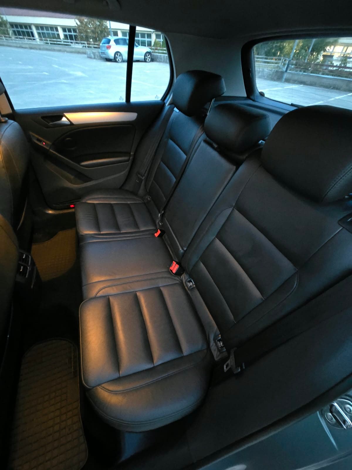 Volkswagen Golf 6 2.0 automatyczny, 2012 – 103 kW - Zdjęcie 5