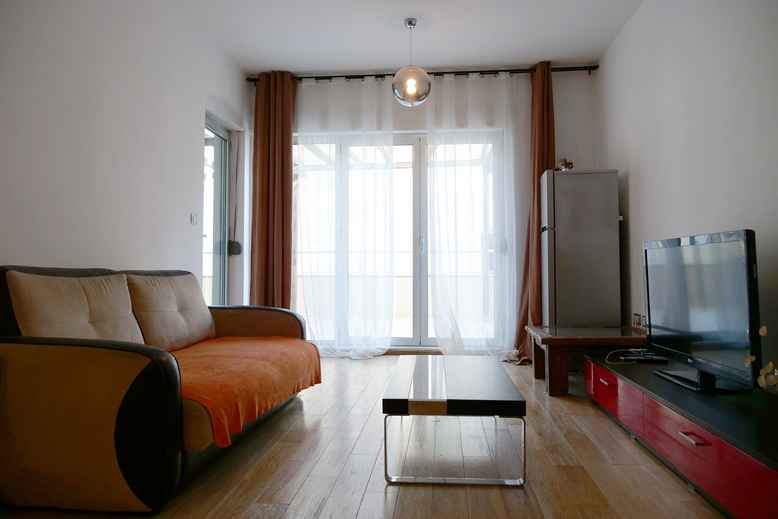 Kotor, Dobrota'da Satılık Deniz Manzaralı 2+1 Daire — 2