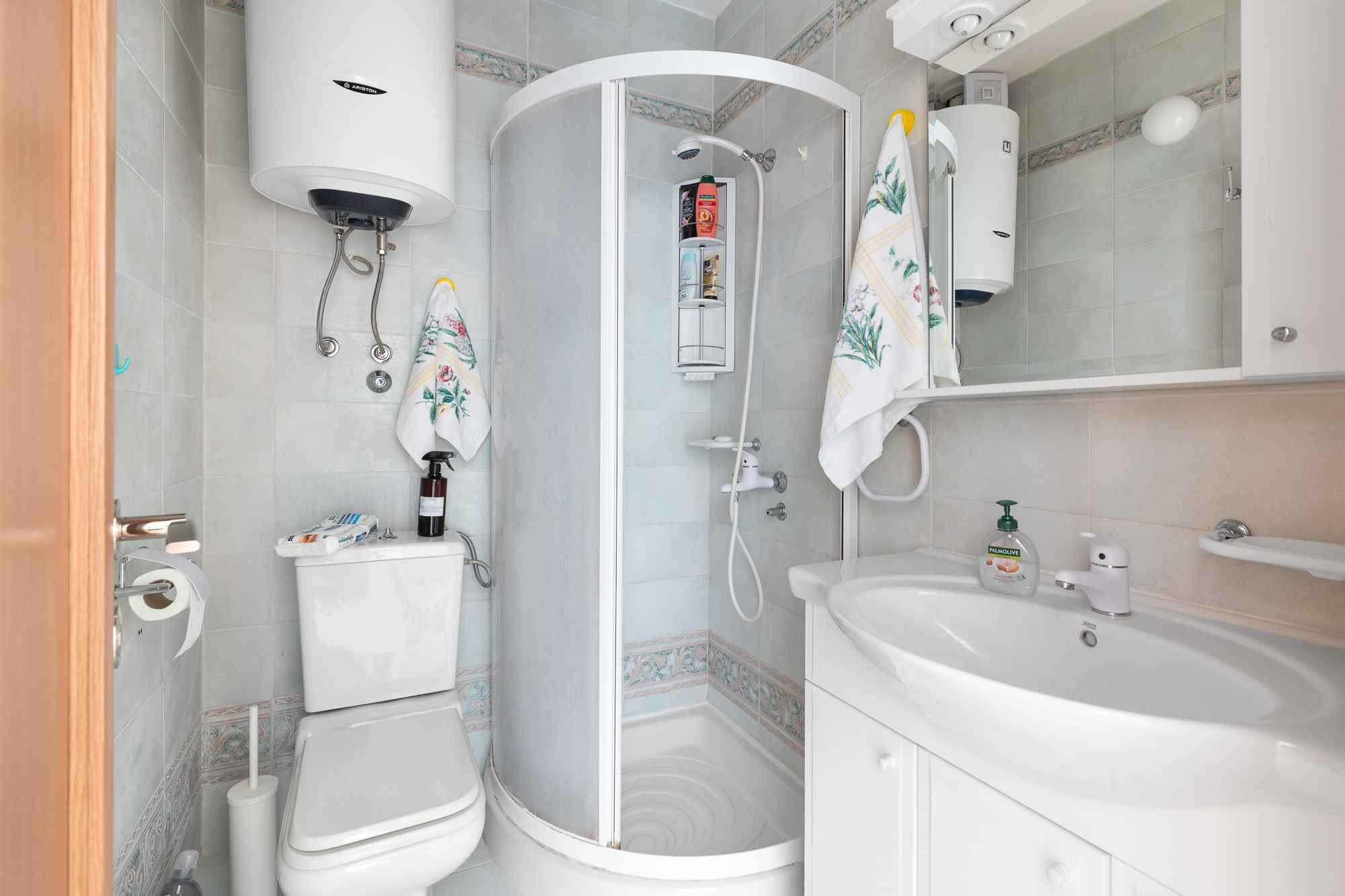 Apartament me 2 dhoma gjumi në Pržno, Budvë me pamje nga deti, 100 m2 - Fotoja 10