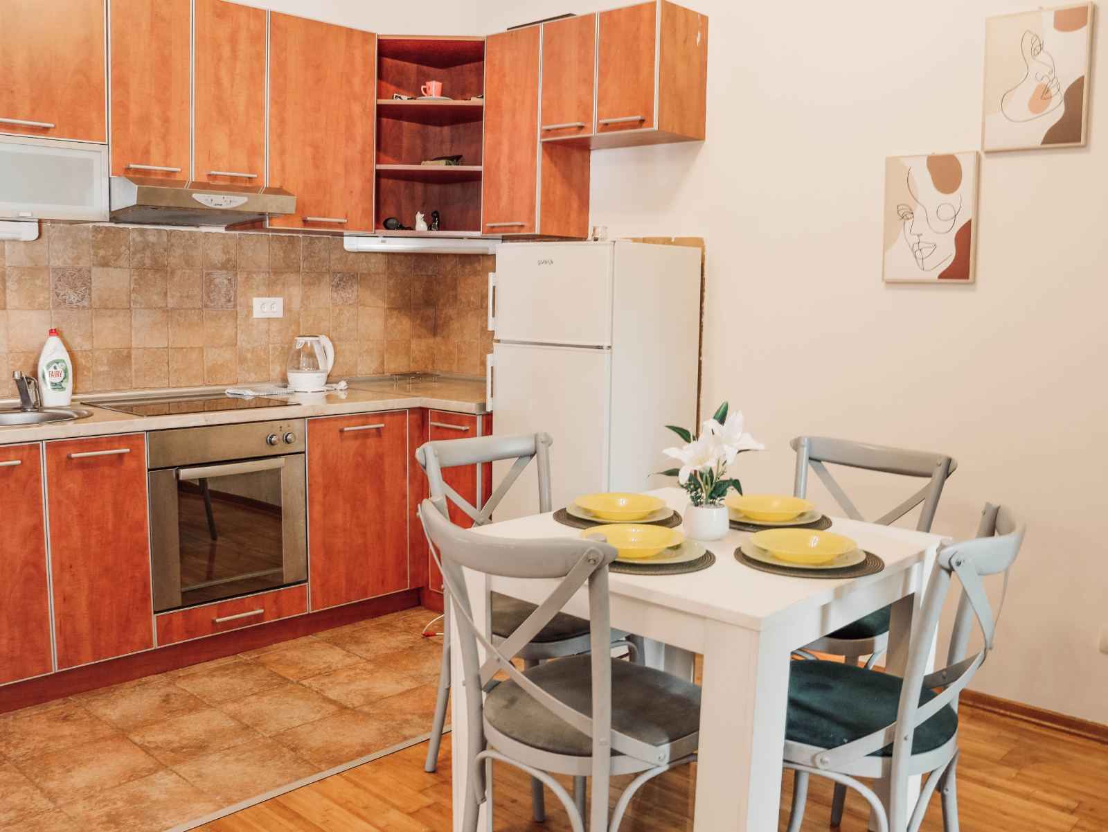 Apartament me 1 dhomë gjumi në Risan, 65m2, pranë detit - Fotoja 4