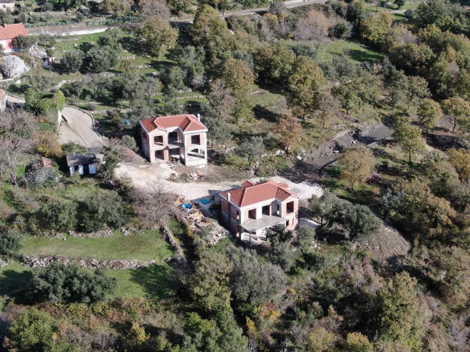 Uzbrojona działka pod dwie wille w Trebesinju, Herceg Novi - Zdjęcie 2