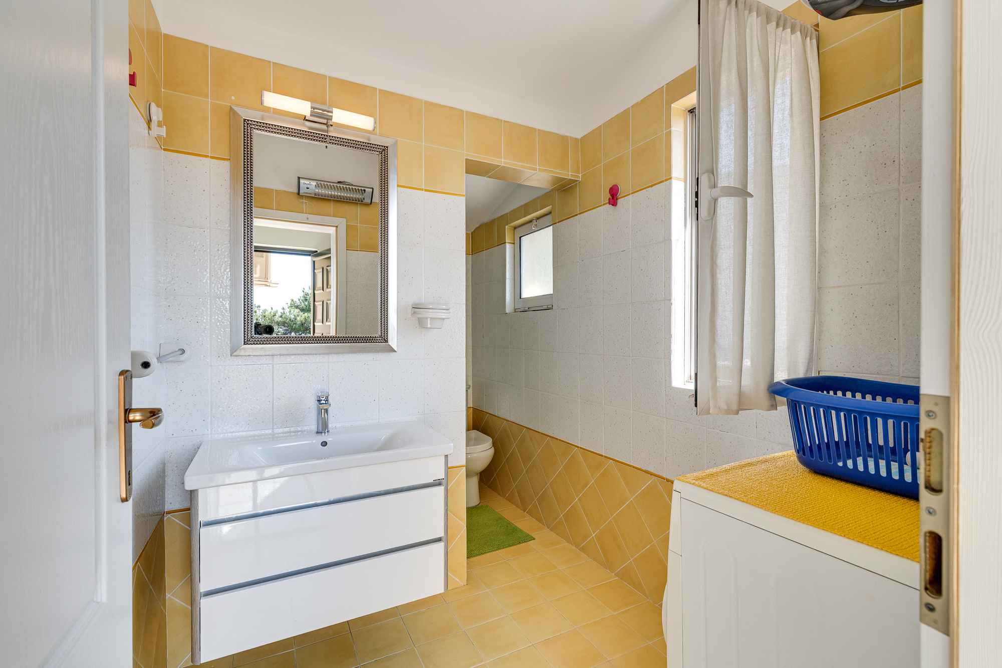 Śródziemnomorska willa z 3 oddzielnymi apartamentami w Šušanju, Bar – idealna inwestycja w mini-hotel - Zdjęcie 16