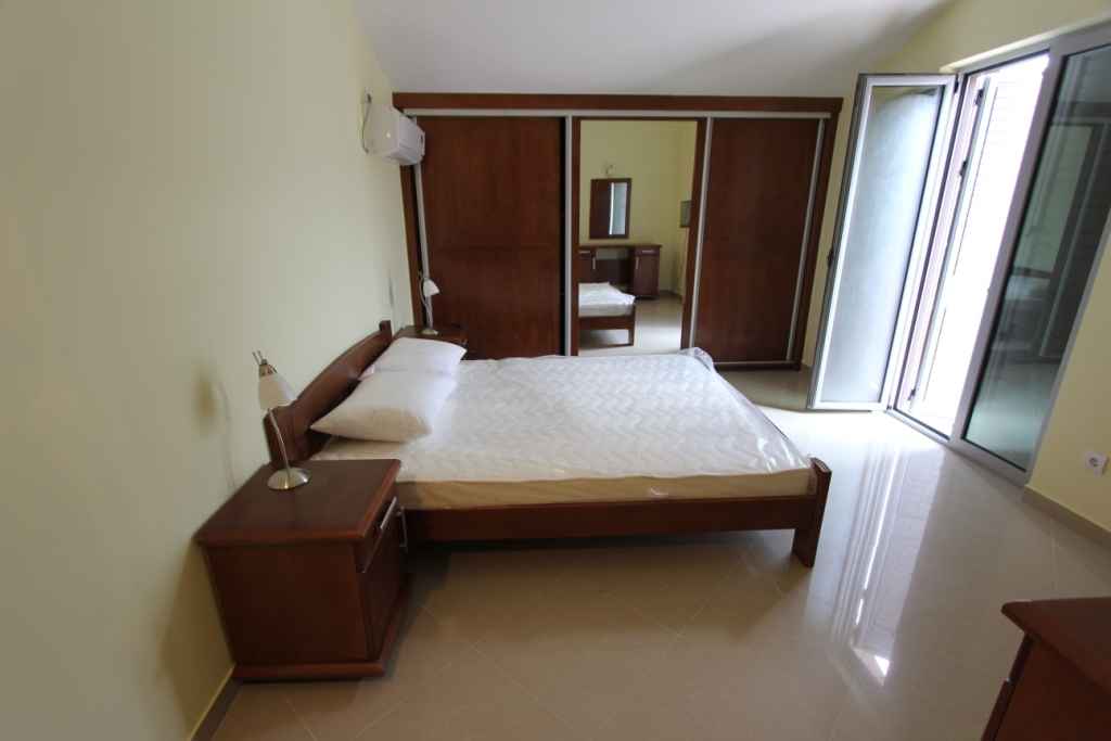 Mini-Hotel in Igalo, Herceg Novi, 830 m2, 800 m vom Meer - Bild 5