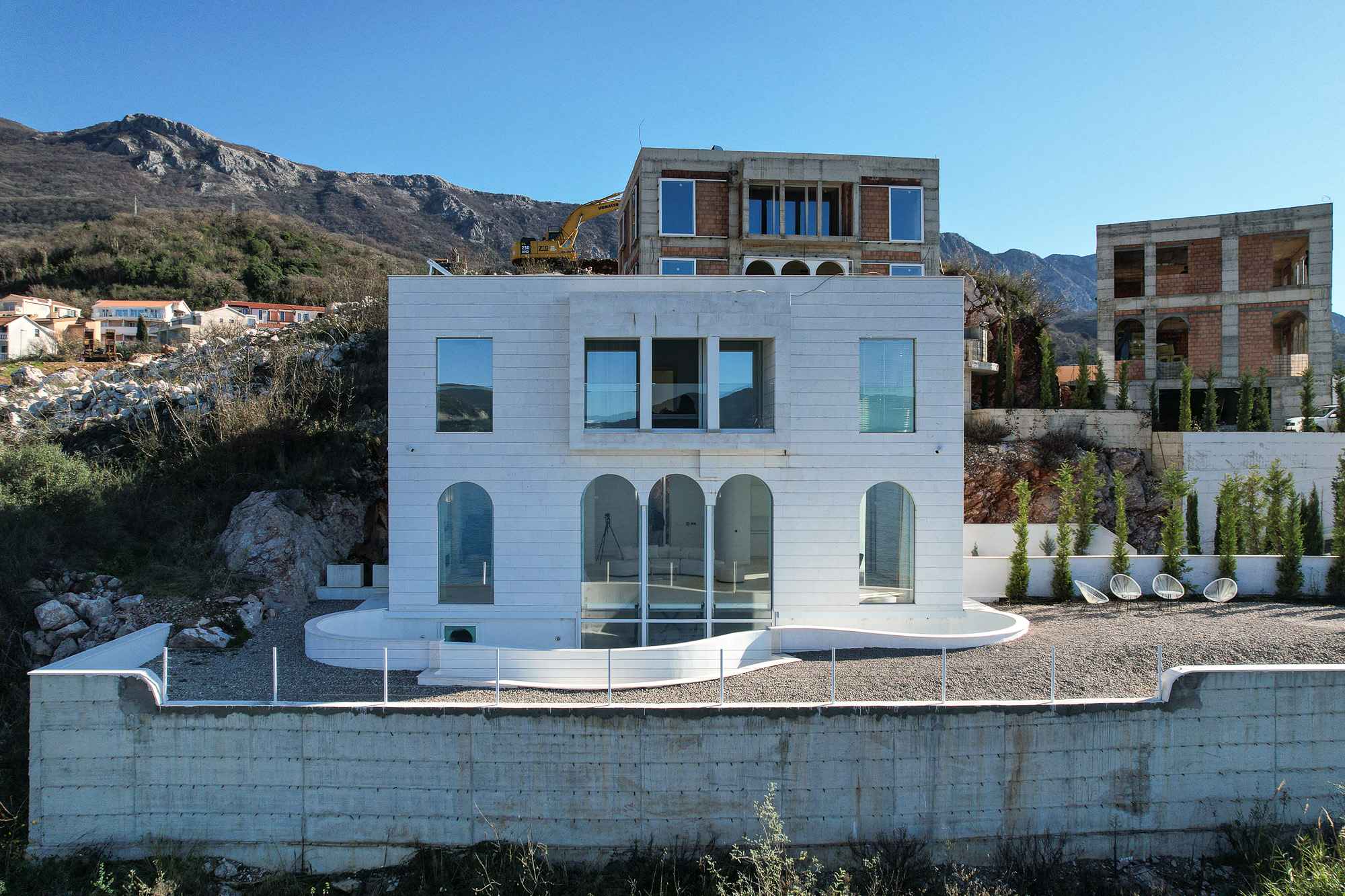 Kamenovo, Budva'da 4+1 Villalar — 2