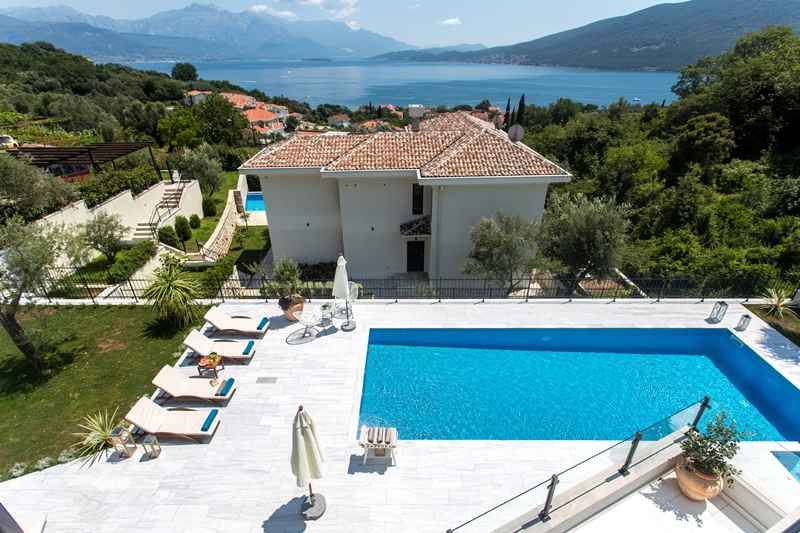 Vila v Đenovići, Herceg Novi, 420 m2 na pozemku o velikosti 850 m2 — 2
