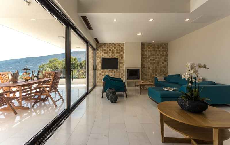 Vilë në Đenovići, Herceg Novi, 420 m2, në një parcelë prej 850 m2 - Fotoja 6