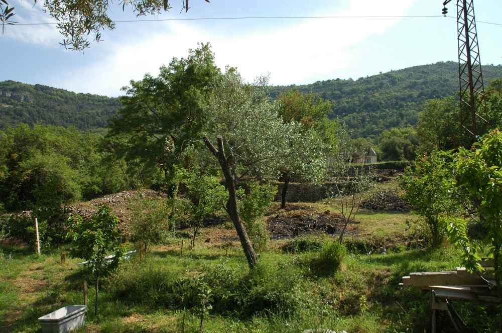 Tivat'ta Deniz Manzaralı İmarlı Arsa