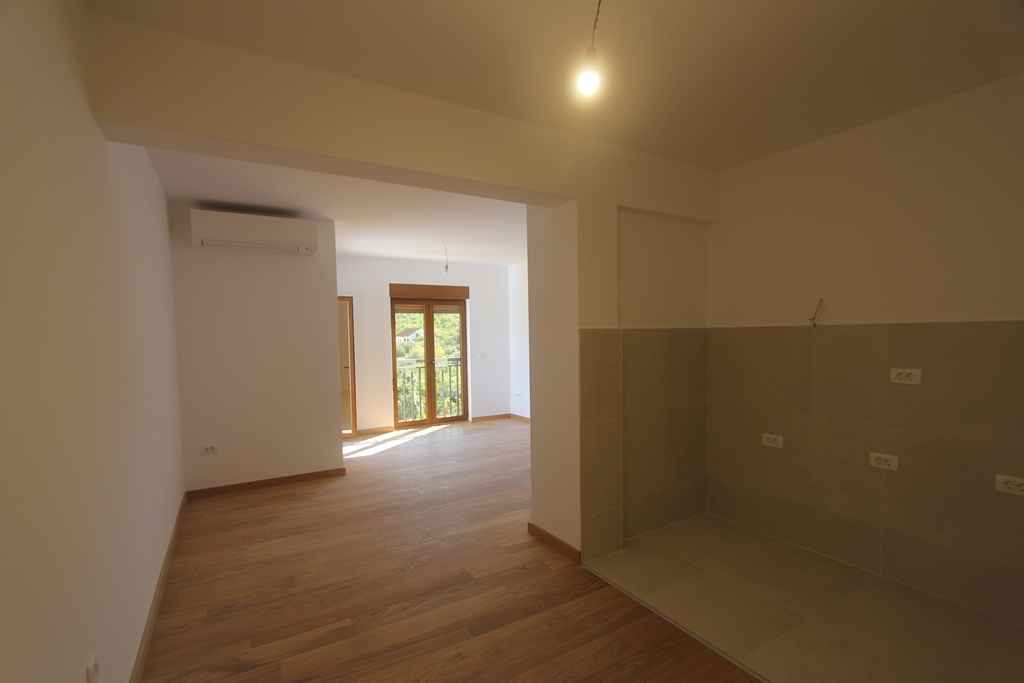 Byt se 3 ložnicemi ve dvou nových budovách v Djurasevici, Tivat - Obrázek 9