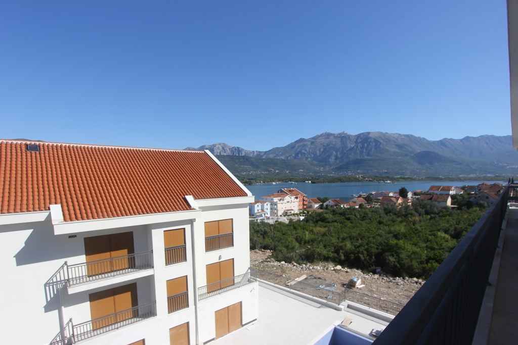 Tivat, Djurasevici'de İki Yeni Binada 3+1 Daireler