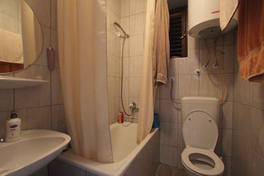Dvoupatrový dům v Kamenari, Herceg Novi, s výhledem na moře a garáží - Obrázek 7