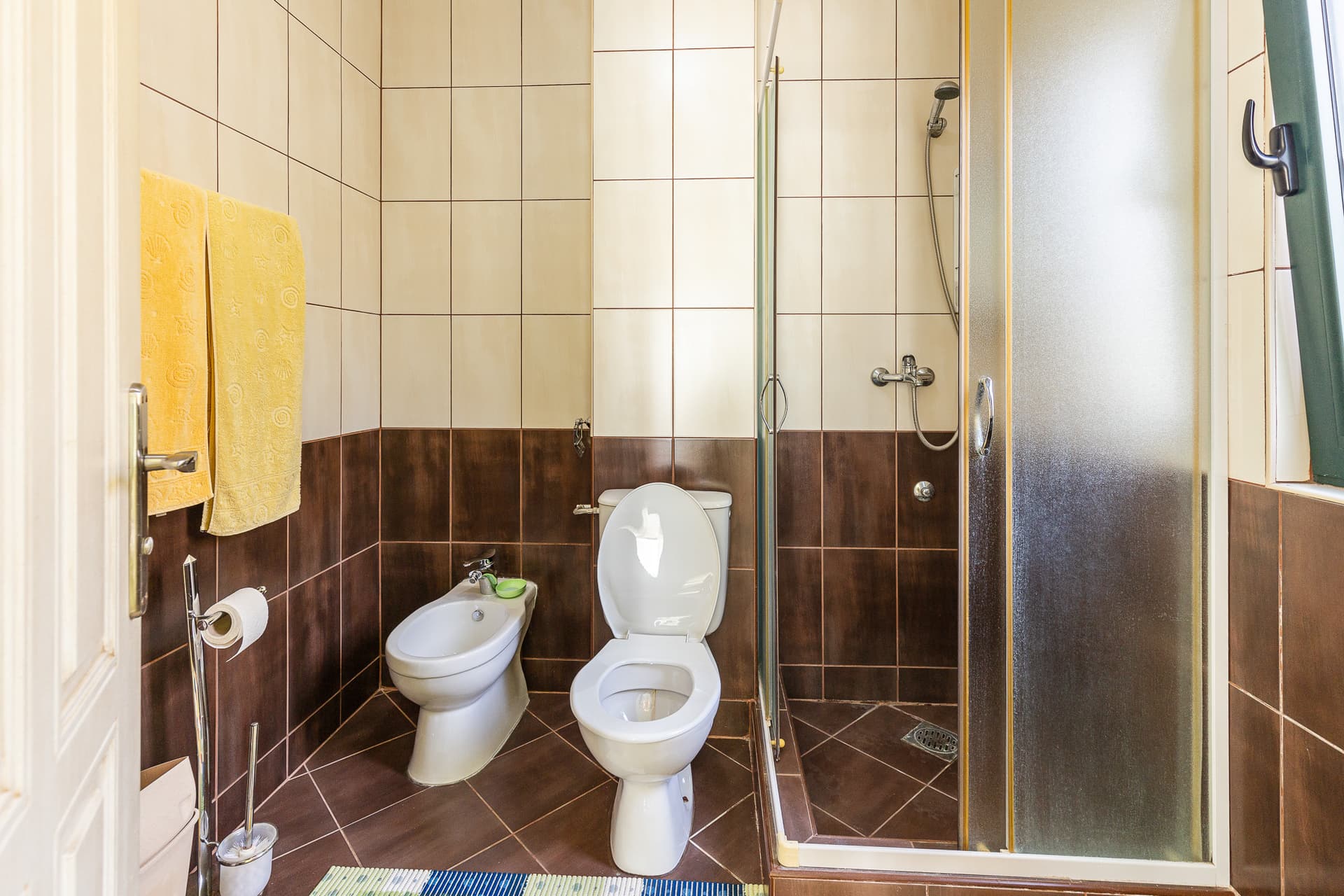 Three-level house with 3 bedrooms and 174 m² in Lastva - Image 8